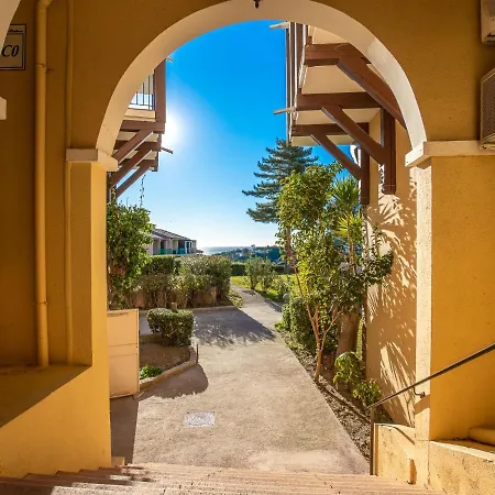 Apartment Studio Village Cap Esterel - Le Village-74 By Interhome *