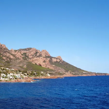 Studio Village Cap Esterel - Le Village-74 By Interhome *