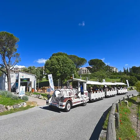 Apartment Studio Village Cap Esterel - Le Village-74 By Interhome