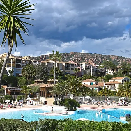 Apartment Studio Village Cap Esterel - Le Village-74 By Interhome *